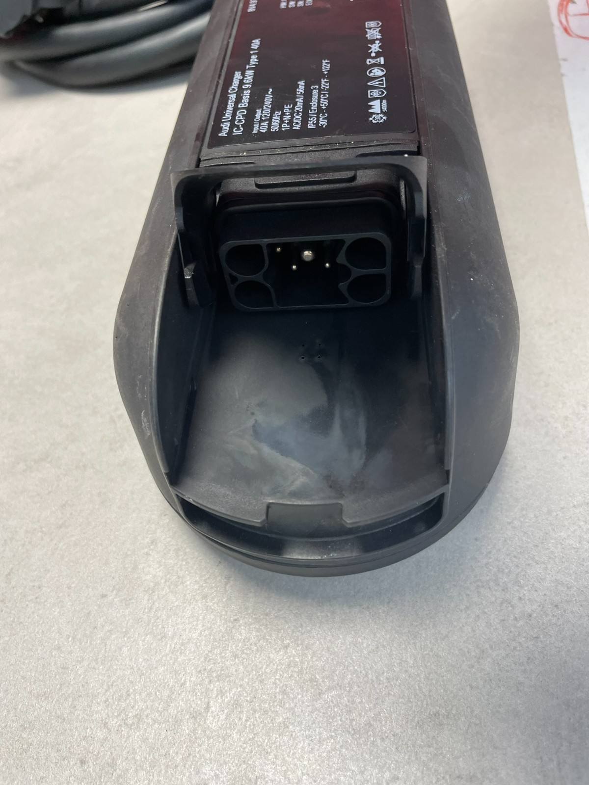 AUDI CHARGER MIT LADEKABEL FÜR AUDI ELEKTROAUTOS 8V4971675BB 9.6 KW ORIG.AUDI ! - Obrázek 18