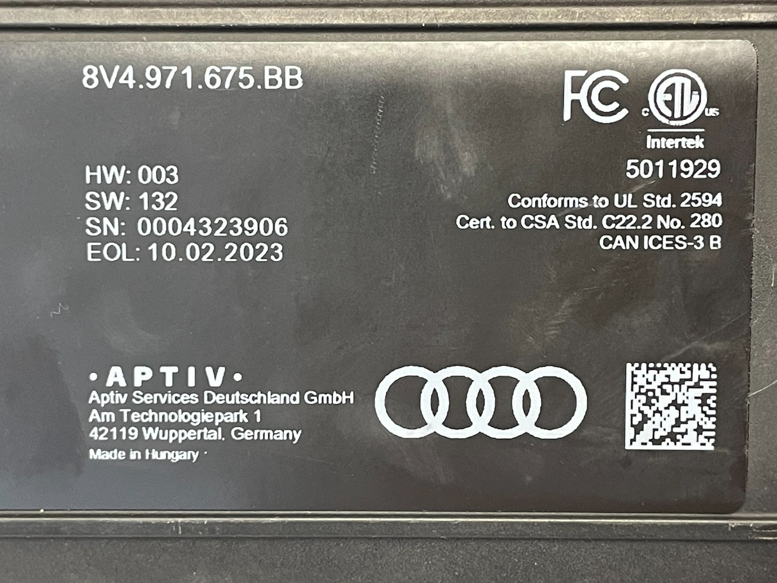 AUDI CHARGER MIT LADEKABEL FÜR AUDI ELEKTROAUTOS 8V4971675BB 9.6 KW ORIG.AUDI ! - Obrázek 4