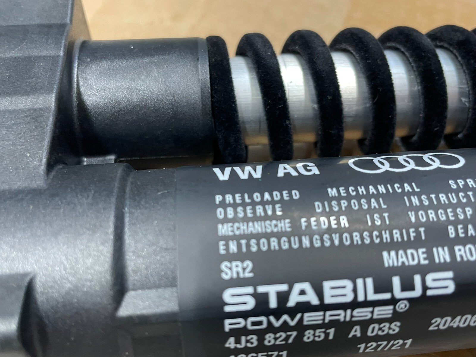 AUDI E-TRON GT EL. HECKKLAPPE GASDRUCKFEDER ANTRIEBSEINHEIT 4J3827851A ORIG.NEU! - Obrázek 9