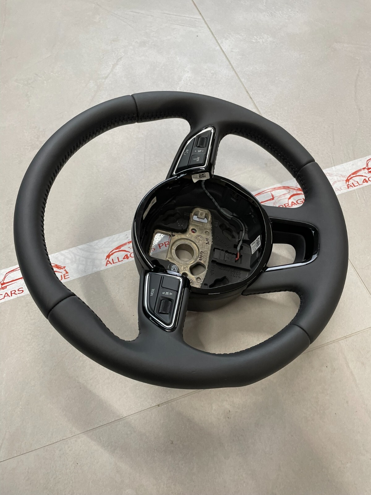 AUDI Q3 MULTIFUNKTIONS SPORT LENKRAD LEDER 8U0419091G ORIG.Fast Neu d v Test Car - Obrázek 12