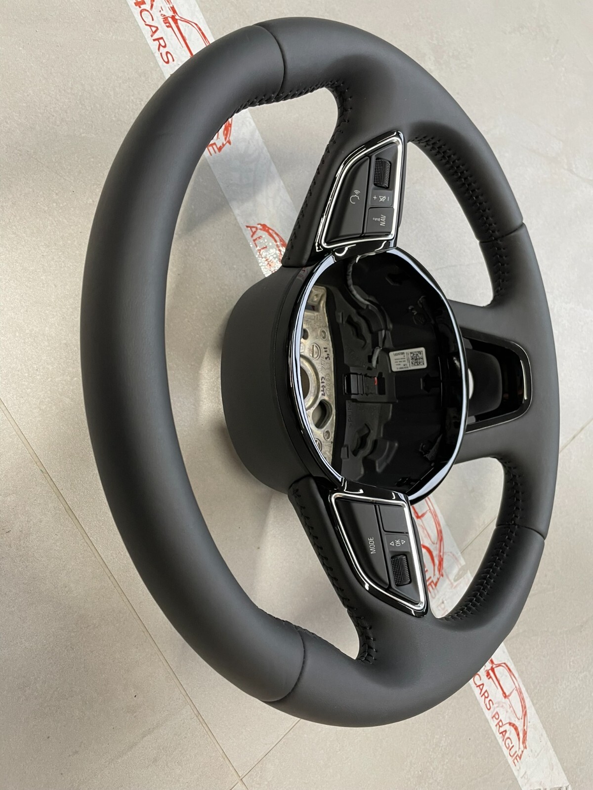 AUDI Q3 MULTIFUNKTIONS SPORT LENKRAD LEDER 8U0419091G ORIG.Fast Neu d v Test Car - Obrázek 10