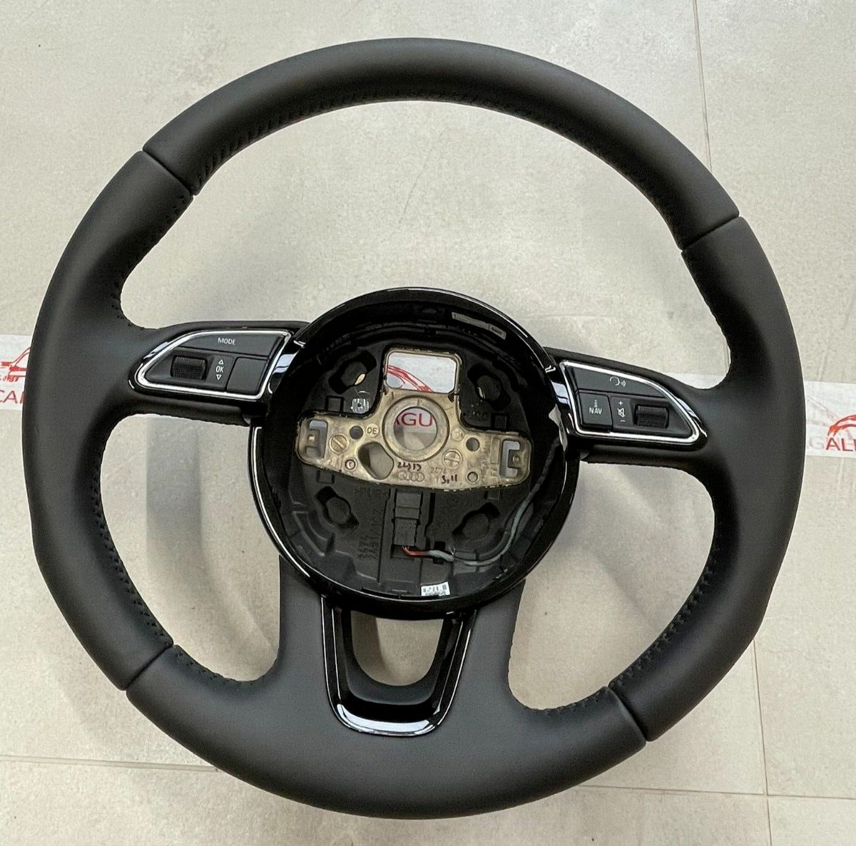 AUDI Q3 MULTIFUNKTIONS SPORT LENKRAD LEDER 8U0419091G ORIG.Fast Neu d v Test Car