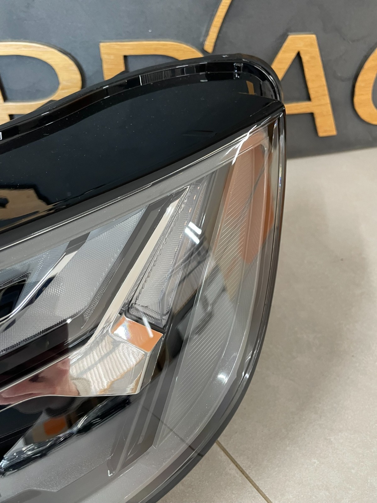 AUDI Q5 LED LINKS FRONTSCHEINWERFER 80A941033F SCHEINWERFER HEADLIGHT ORIG.NEU!! - Obrázek 10