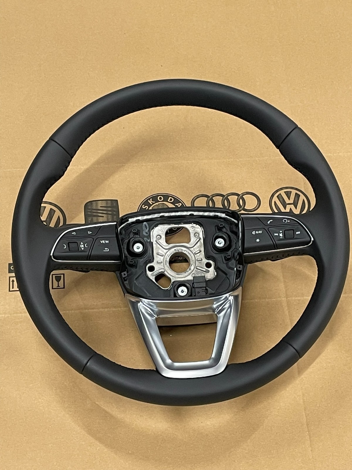 AUDI Q5 Q7 Q8 SPORT MULTIFUNKTION SCHALTWIPPEN LENKRAD SCHWARZ 4M0419091M ORIG. - Obrázek 5