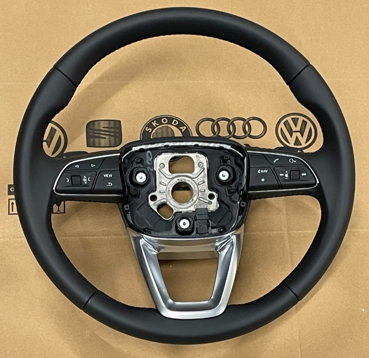 AUDI Q5 Q7 Q8 SPORT MULTIFUNKTION SCHALTWIPPEN LENKRAD SCHWARZ 4M0419091M ORIG.