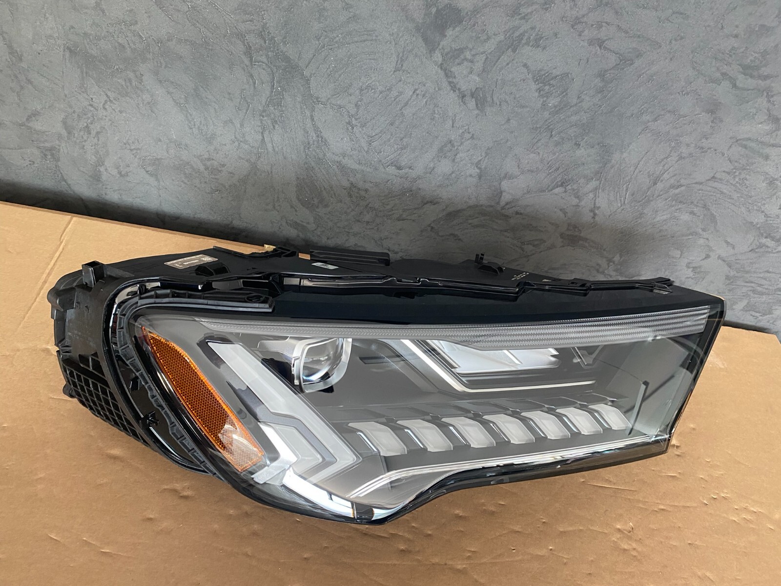 AUDI Q7 4M LED RECHTS SCHEINWERFER MATRIX BEAM 4M0941040B ORIGINAL US MODEL NEW - Obrázek 5