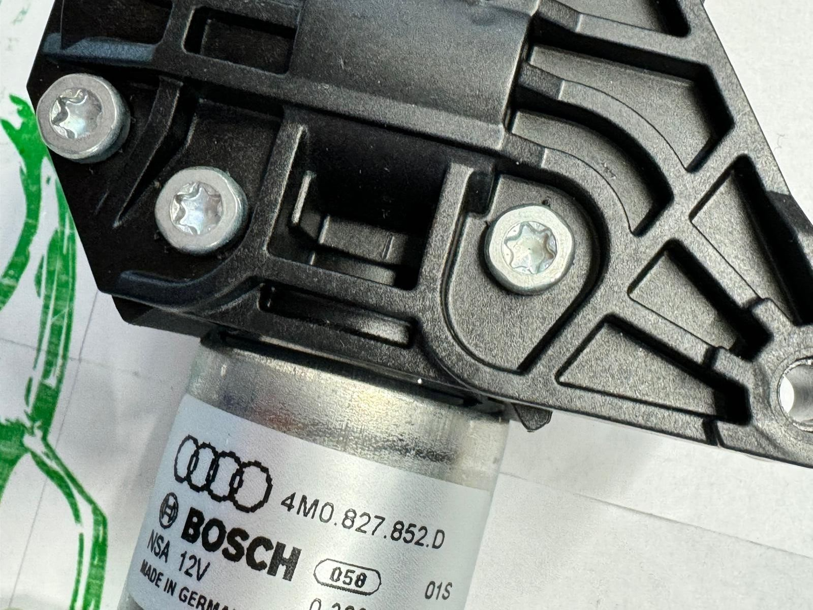 AUDI Q7 ANTRIEBSEINHEIT FÜR ELEKTRISCHE HECKKLAPPE HINTEN RECHTS 4M0827852D NEU - Obrázek 3