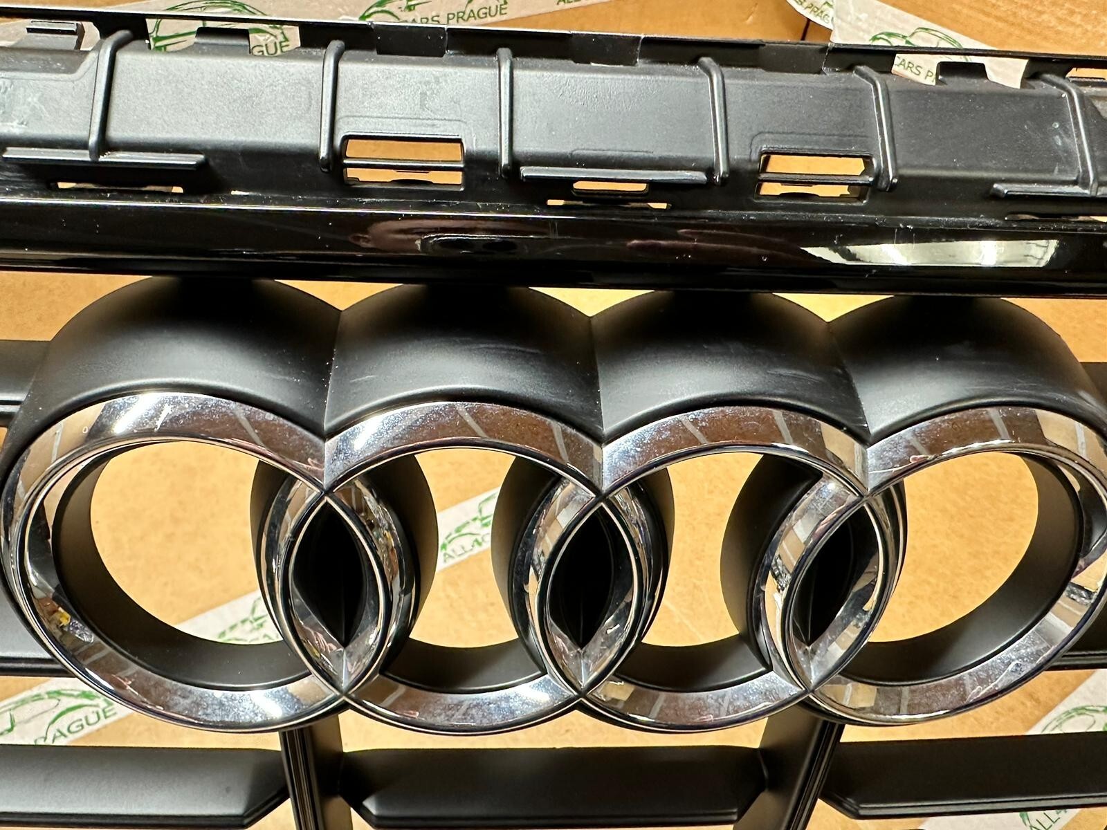 AUDI Q8 KÜHLERGRILL 4M8853651AF 4M8853651AG 4M8853651AH ORIGINAL NO.5 - Obrázek 7