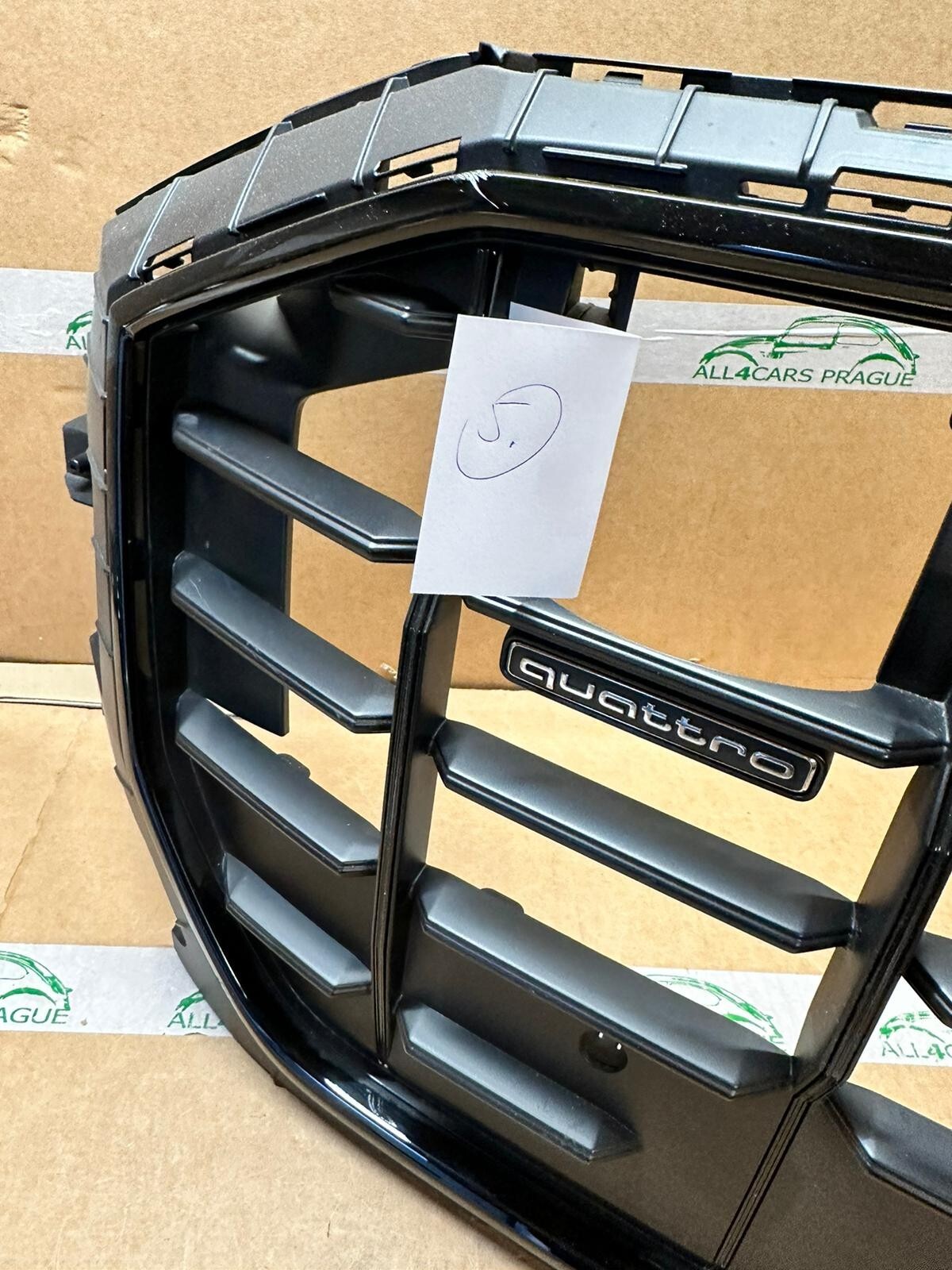 AUDI Q8 KÜHLERGRILL 4M8853651AF 4M8853651AG 4M8853651AH ORIGINAL NO.5 - Obrázek 10