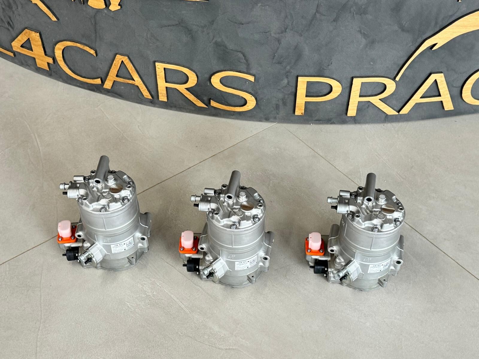 AUDI VW BENTLEY KLIMAKOMPRESSOR ELEKTRISCHER KLIMAKOMPRESSOR 4G0816797F ORIG.NEU