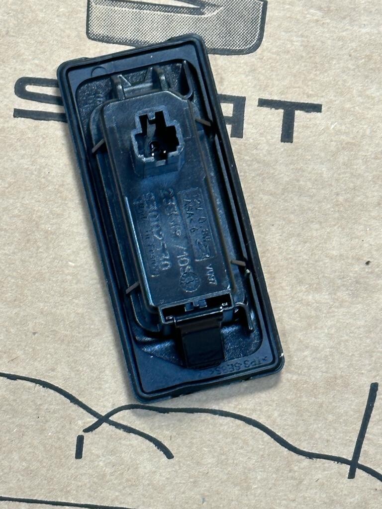 AUDI VW SKODA SEAT LED KENNZEICHEN LEUCHTE LED 5NA943021 - 5NA 943 021 ORIG.NEU! - Obrázek 11