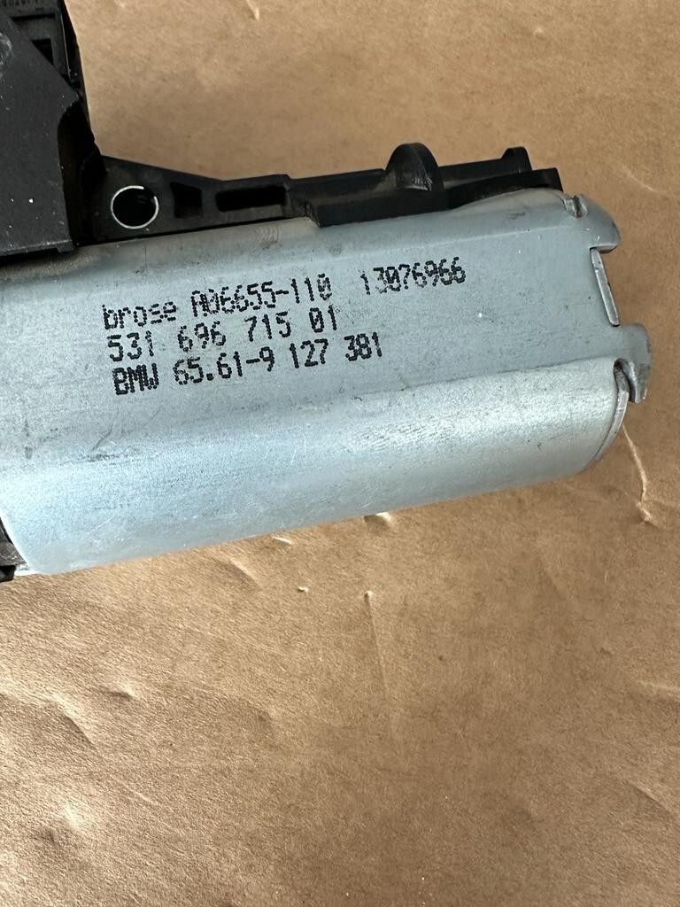 BMW 5, X6 ELEKTRISCHES MOTOR ANTRIEBSEINHEIT SCHIEBEDACH 9127381 - 65619127381 - Obrázek 5