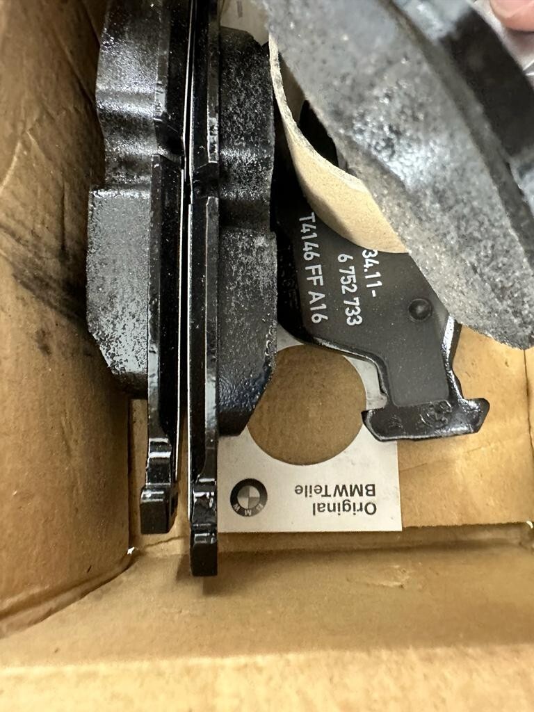 BMW BREMSBELÄGE VORN BMW E36,E46,Z3,Z4 BREMSBELÄGE 34116761242-34116761244 ORIG - Obrázek 4