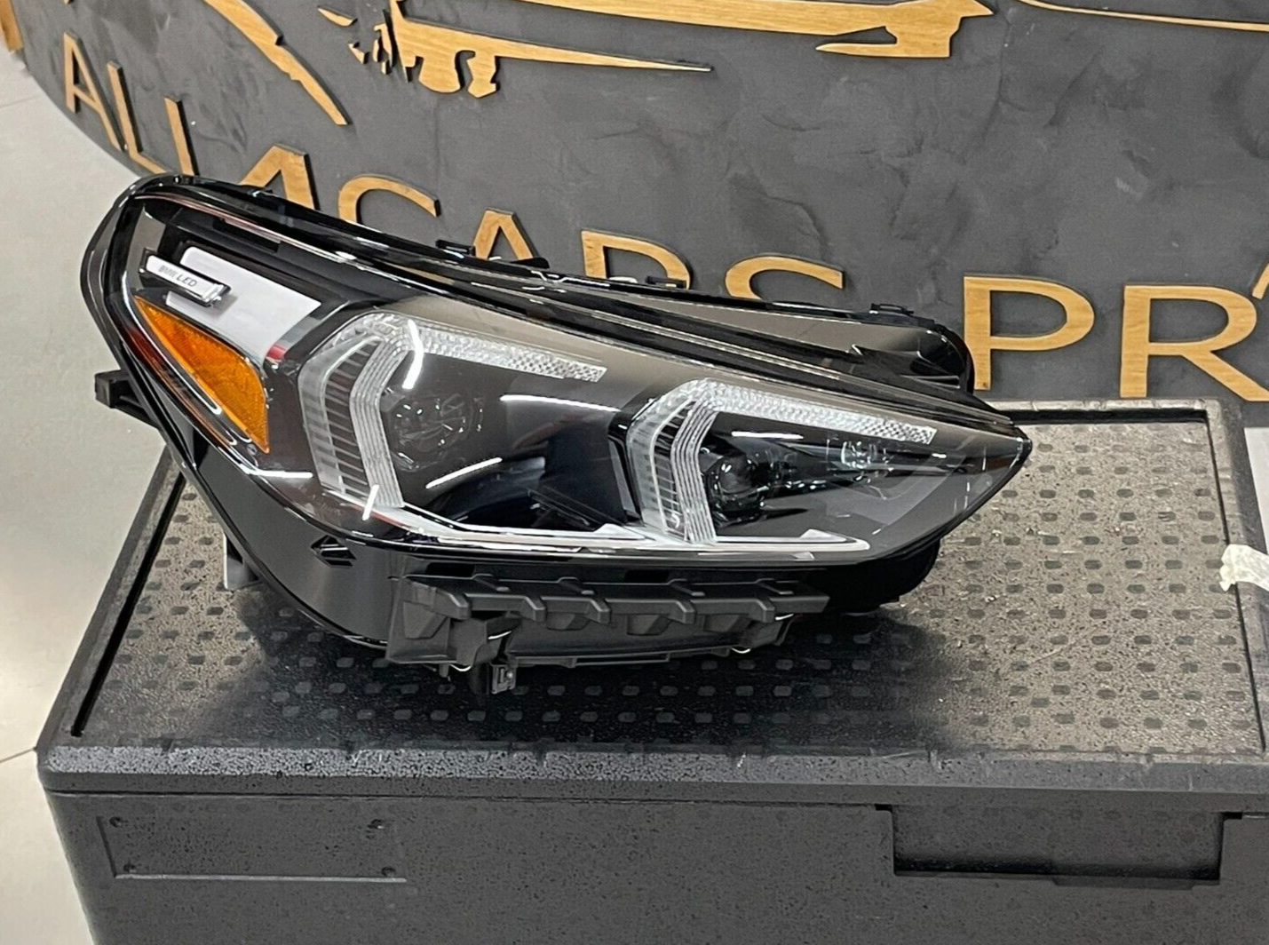 BMW X1 U11 HEADLIGHT FRONT R USA MODEL 5A9A234-01 , 1EX 017.426-2 - ORIG.BMW NEW