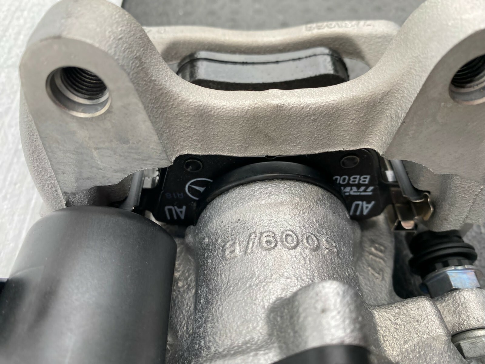 Bremssattel hinten complet links + rechts Mercedes-Benz GLC,C-KLASS NEU!! - Obrázek 11