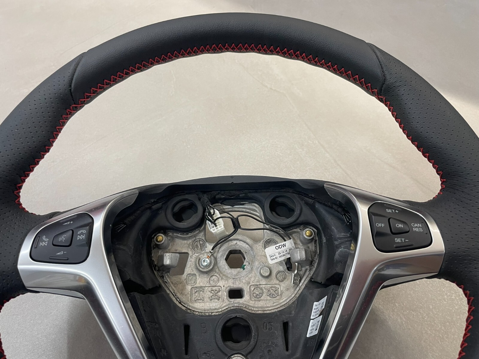 FORD FIESTA MULTIFUNKTIONAL SPORT LEDER LENKRAD G1BB3600BA FAST NEU d v Test Car - Obrázek 3