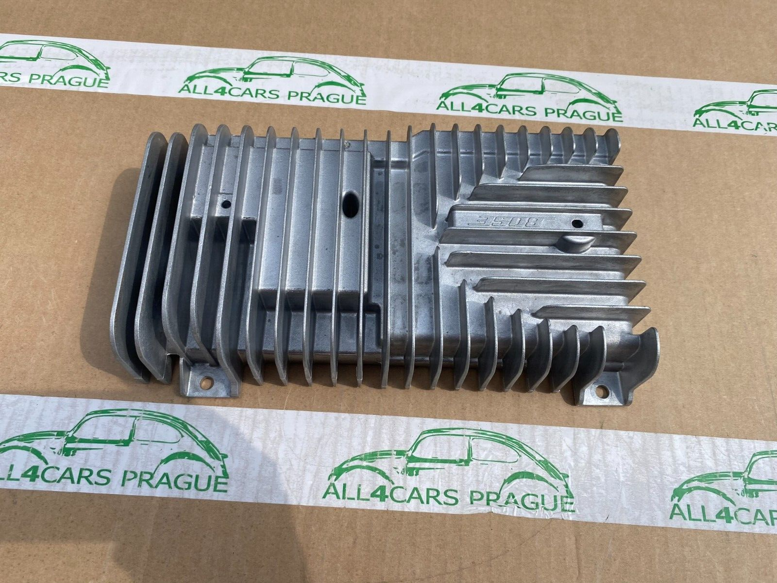 INFINITI Q60 AUDIO AMPLIFIER BOSE ORIGINAL TEIL , AMPLIFIER BOSE INFINITI Q60