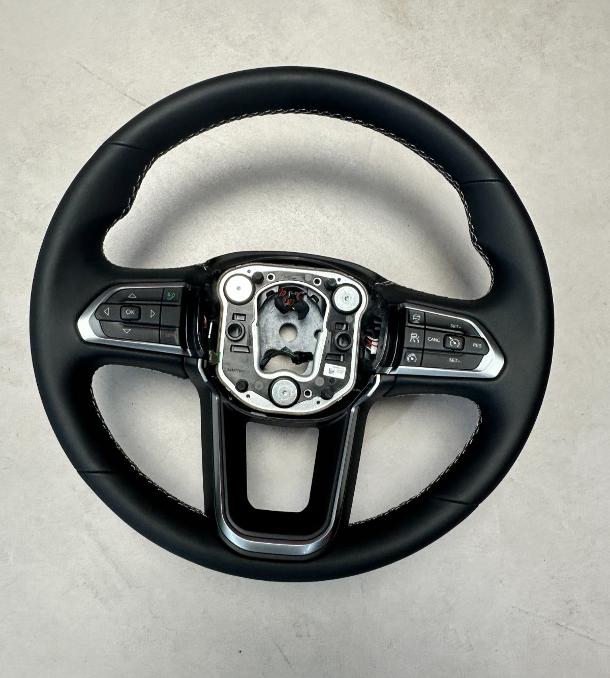 JEEP LENKRAD LEDER MULTINFUNKTION LEDERLENKRAD ORIGINAL NEU!!!!