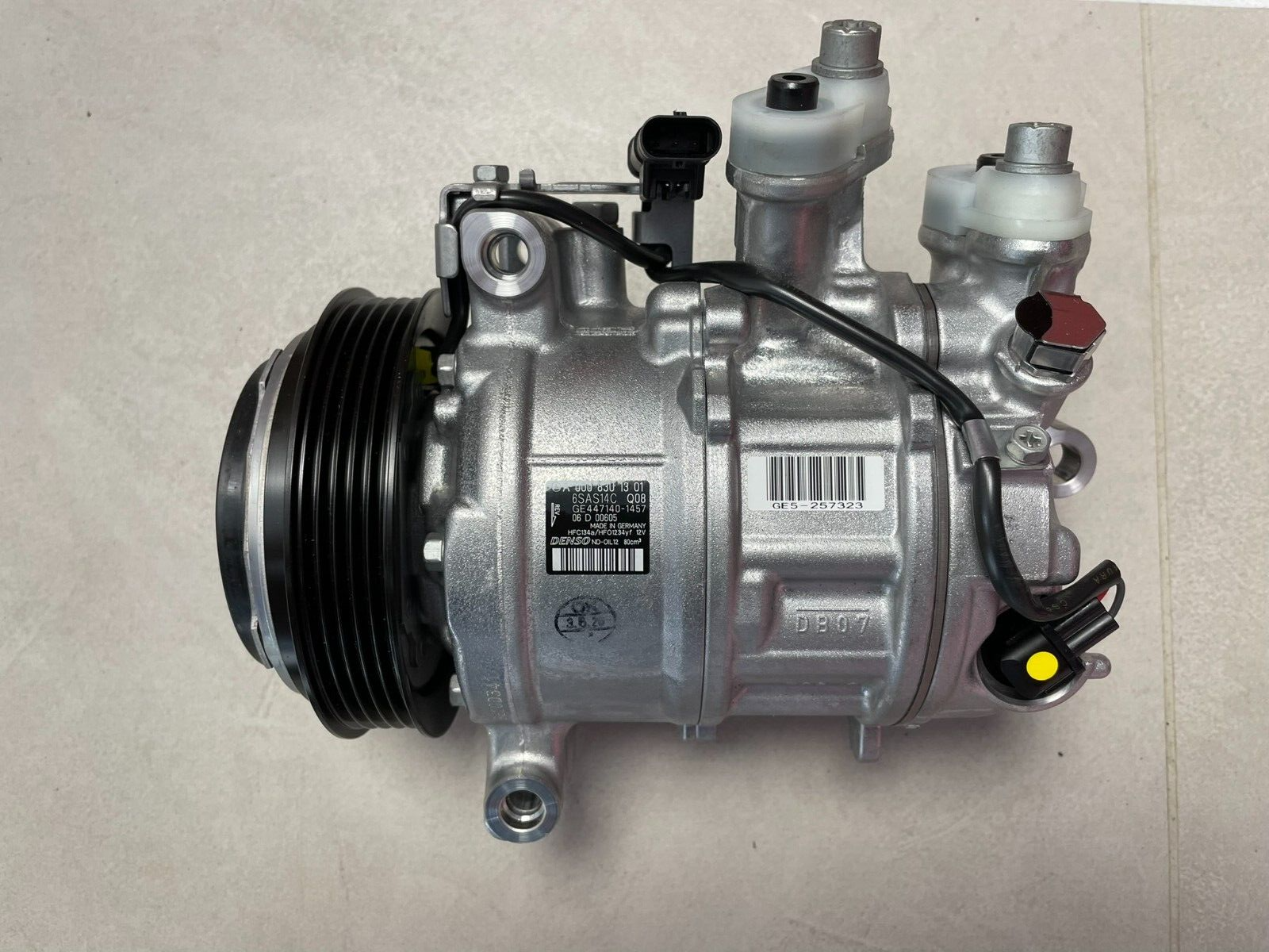 MERCEDES BENZ KLIMAKOMPRESSOR A/C COMPRESOR A0008301301 ORIG. NEU MERCEDES TEIL - Obrázek 6