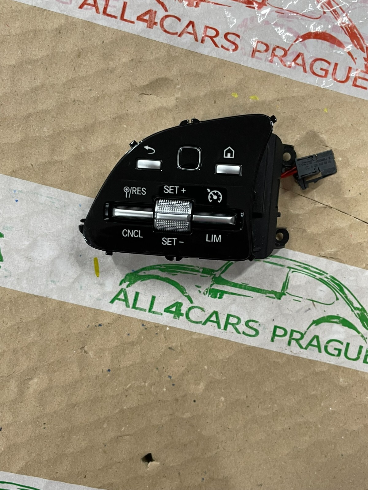 MERCEDES BENZ LENKRAD MULTIFUNKTIONSTASTEN SCHALTER SCHWARZ A0999052004 ORIG.NEU - Obrázek 3