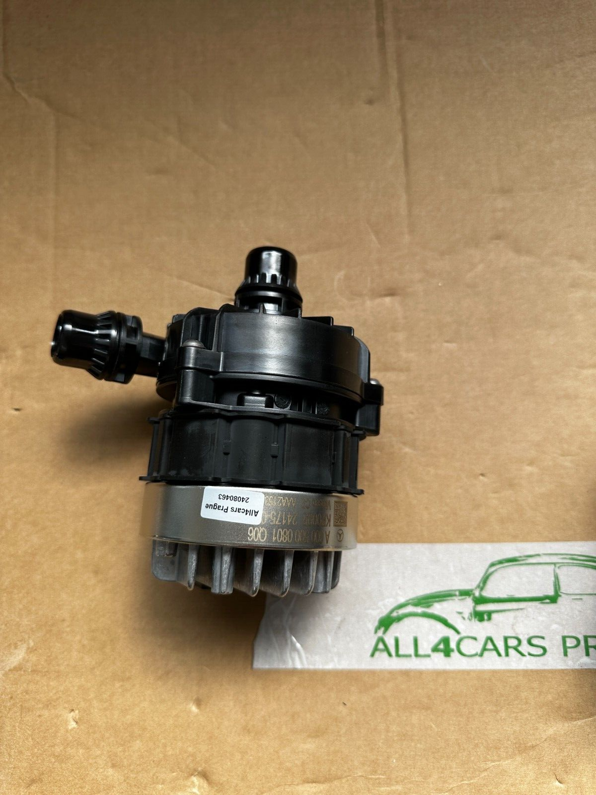 MERCEDES-BENZ ZUSATZWASSERPUMPE KÜHLMITTELPUMPE A0005000801 ORIG.M.BENZ NEW !! - Obrázek 9