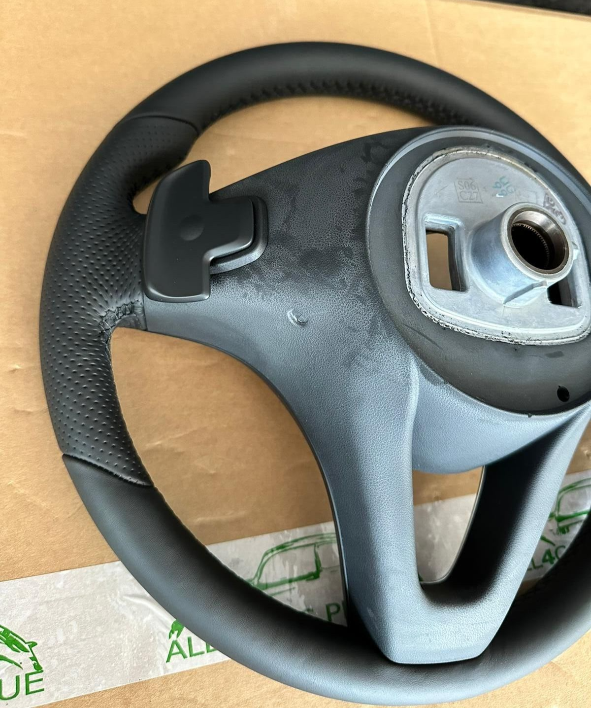 MERCEDES W 205 C 253 GLC SPORT LEDER LENKRAD MIT PADELS A0024606903 FAST NEU ... - Obrázek 13