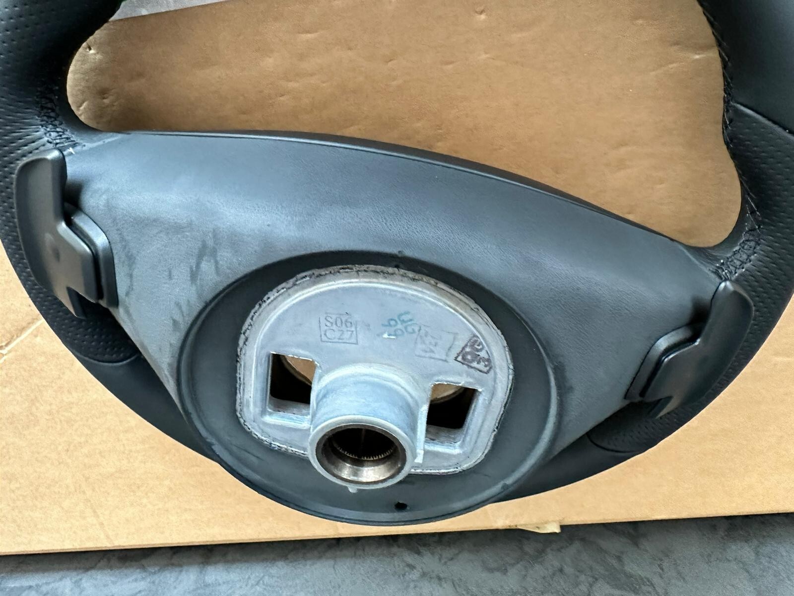 MERCEDES W 205 C 253 GLC SPORT LEDER LENKRAD MIT PADELS A0024606903 FAST NEU ... - Obrázek 18