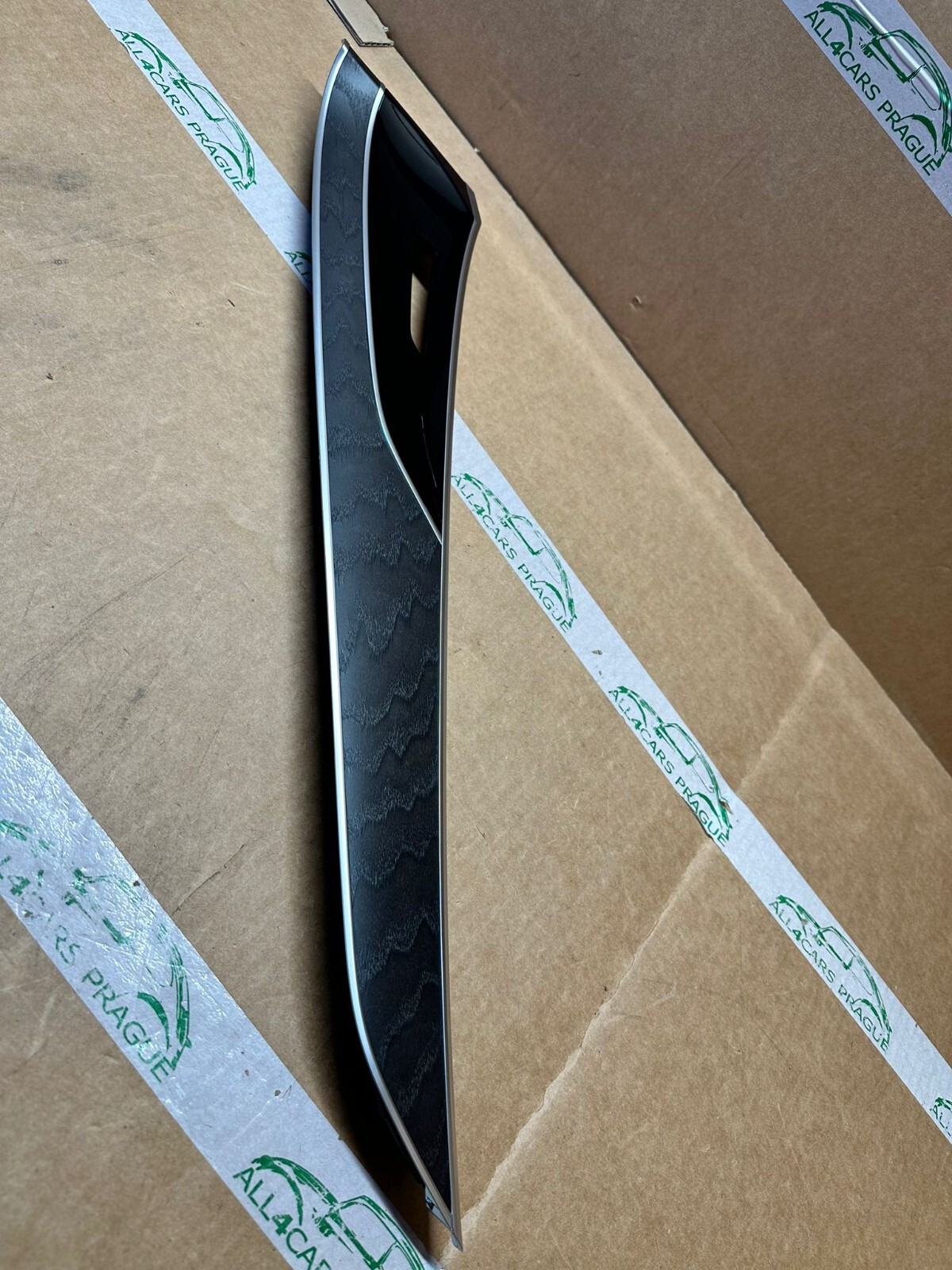 NEU AUDI A8/S8 ZIERBLENDE FUR TURVERKLEIDUNG 4N0867061G 2YA ORIG. NEU!! - Obrázek 6