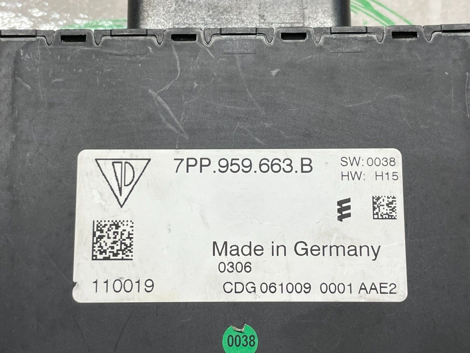 PORSCHE CAYENNE 92A VW TOUAREG 7P SPANNUNGS STEUERGERÄT 7PP959663B = 7PP959663C - Obrázek 3