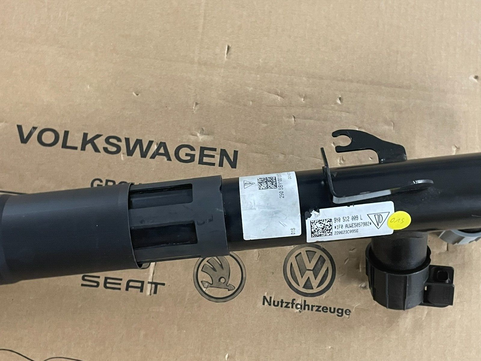 PORSCHE CAYENNE 9YA-2 STOSSDÄMPFER ELEKTRISCH HINTERACHSE LINKS 9Y0513027F NEU - Obrázek 21