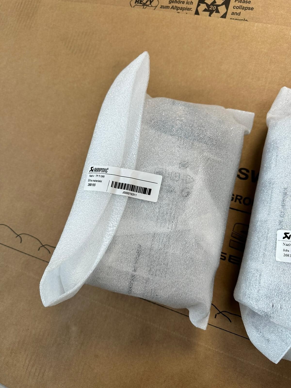 PORSCHE CAYENNE AUSPUFF ENDROHR TITAN AKRAPOVIC 9Y3253823B 9Y3253824B ORIG NEU!! - Obrázek 22