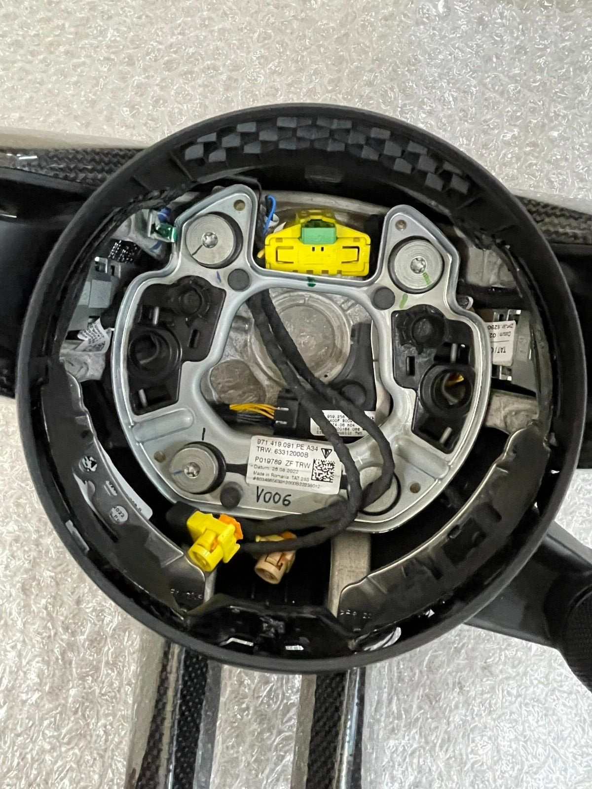 PORSCHE GTS LENKRAD CARBON ALCANTARA LEDER KOMPLET FAST NEU - DEM FROM NEW CAR - Obrázek 16