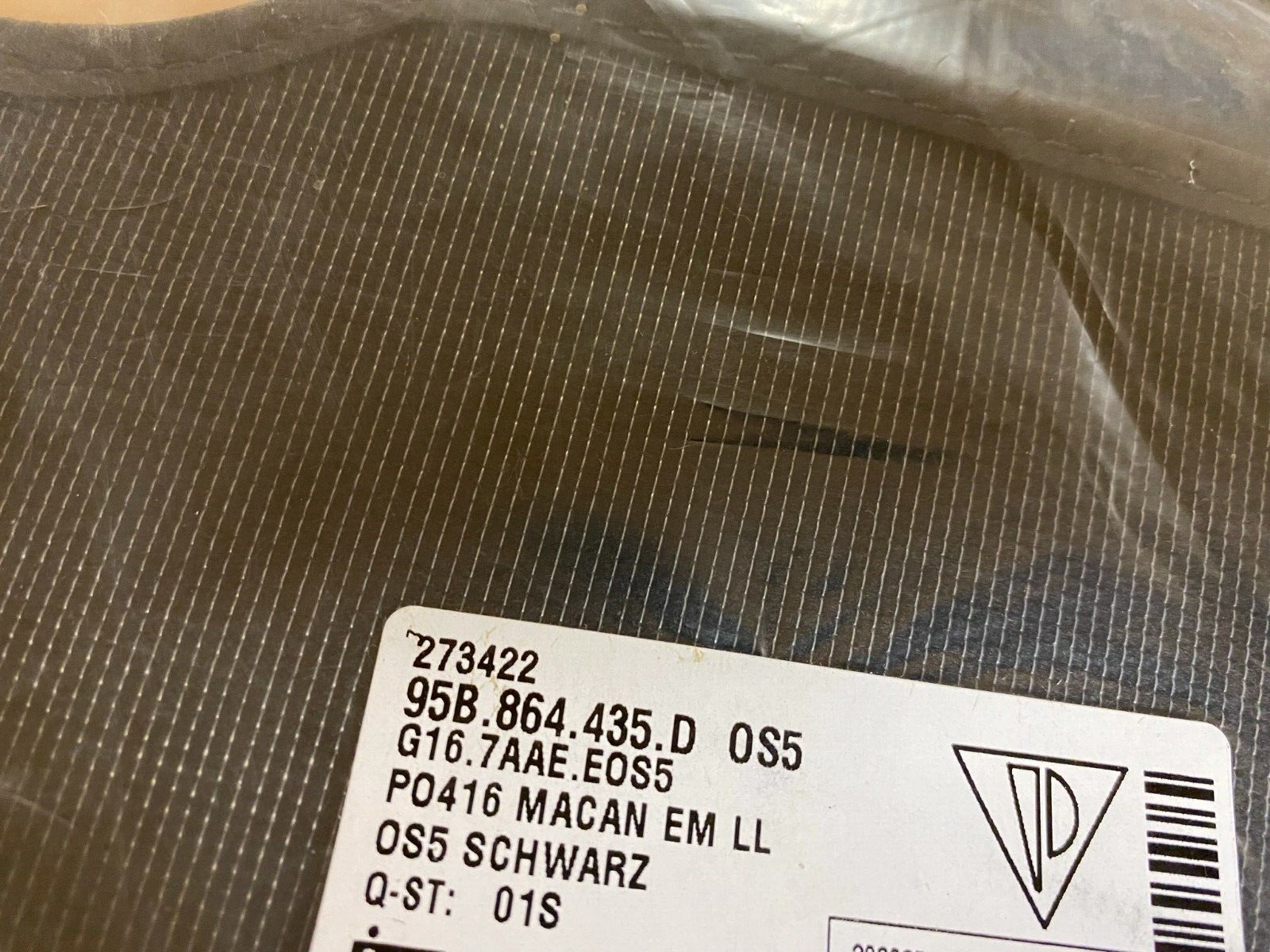 PORSCHE MACAN FUSSMATTEN 4 TEILE SCHWARZ 95B864435D ORIGINAL PORSCHE TEIL NEU - Obrázek 5