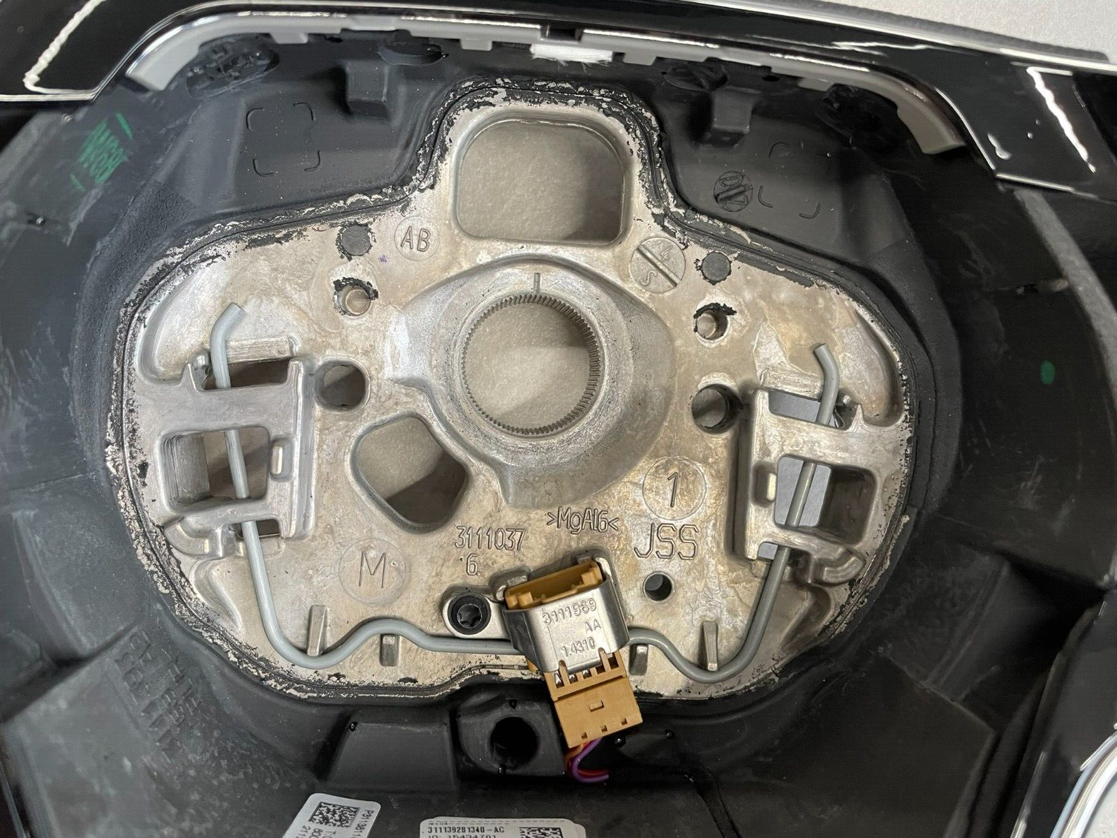 ŠKODA KODIAQ OCTAVIA SUPERB FABIA..LENKRAD SPORT MULTIFUNKTIONAL LEDER ORIG.TEIL - Obrázek 13