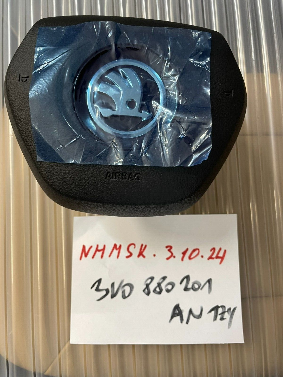 ŠKODA KODIAQ SUPERB .... LENKRAD A.I.R.B.A.G 3V0880201AN = 3V0880201AP ORIG NEU - Obrázek 14