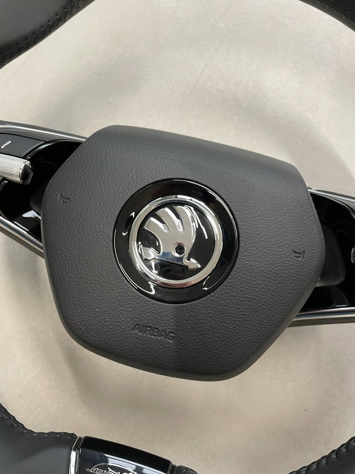 ŠKODA KODIAQ SUPERB .... LENKRAD A.I.R.B.A.G 3V0880201AN = 3V0880201AP ORIG NEU - Obrázek 4