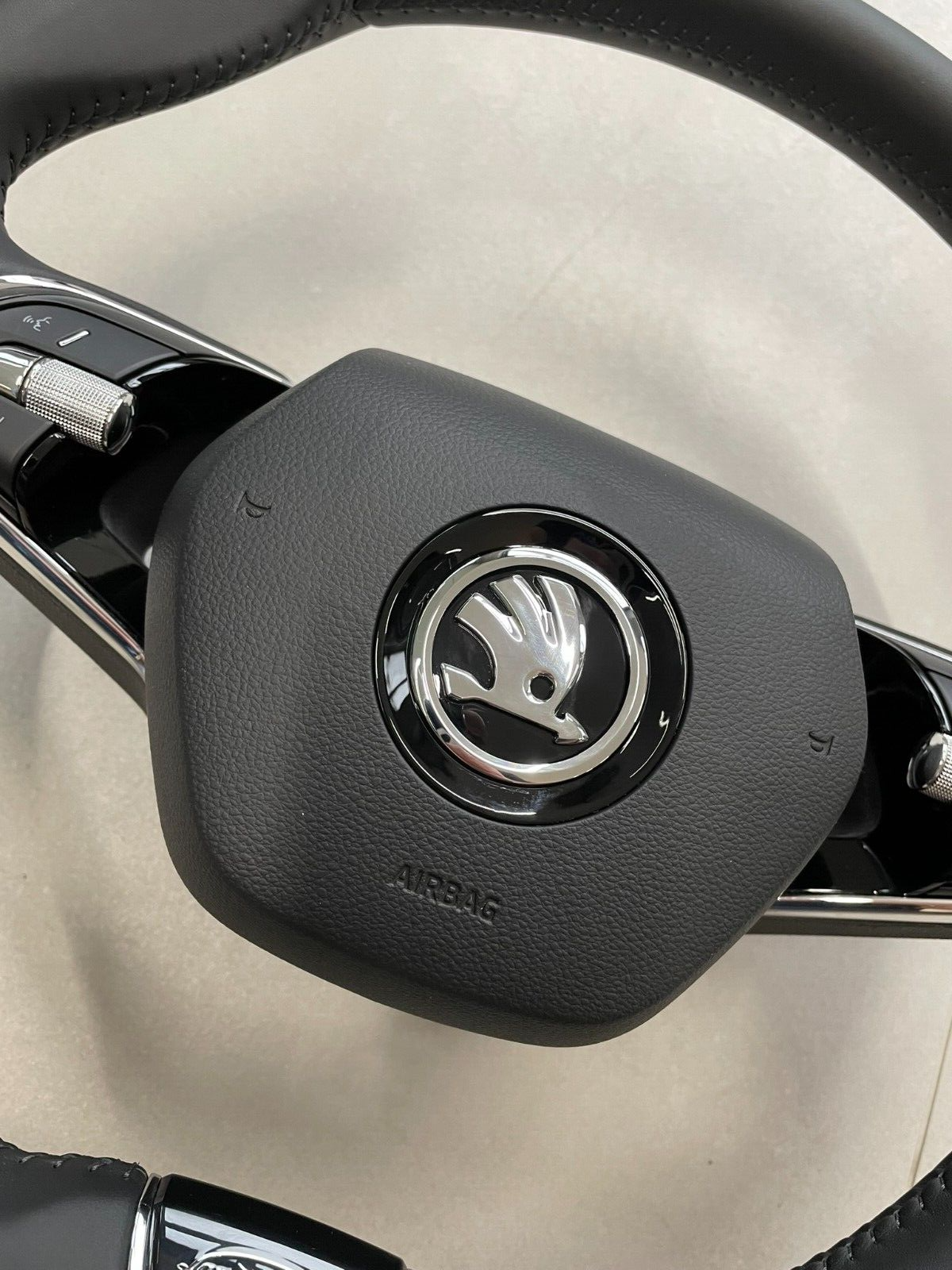 ŠKODA KODIAQ SUPERB .... LENKRAD A.I.R.B.A.G 3V0880201AN = 3V0880201AP ORIG NEU - Obrázek 5