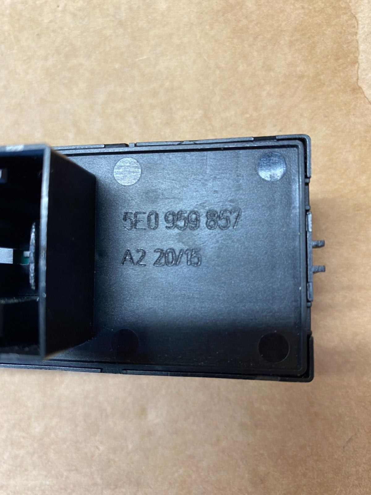 SKODA OCTAVIA III SCHALTER FÜR ELEKTRISCHEN FENSTERHEBER 5E0959857 Fast Neu Test - Obrázek 3