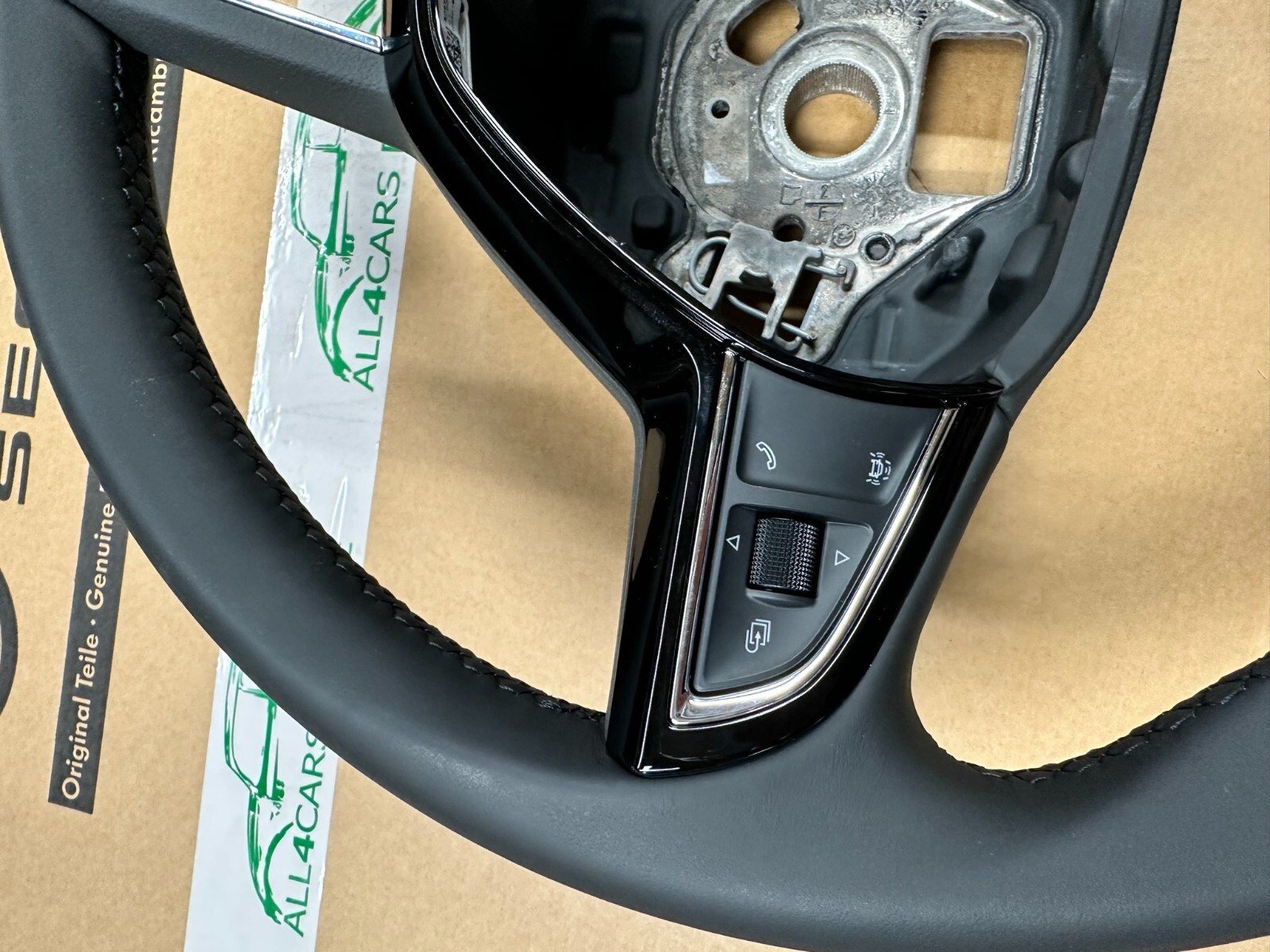 SKODA SUPERB KODIAQ LENKRAD DSG SCHWARZES LEDER +MULTIFUNCTION 3V0 ORIG.NEU - Obrázek 11