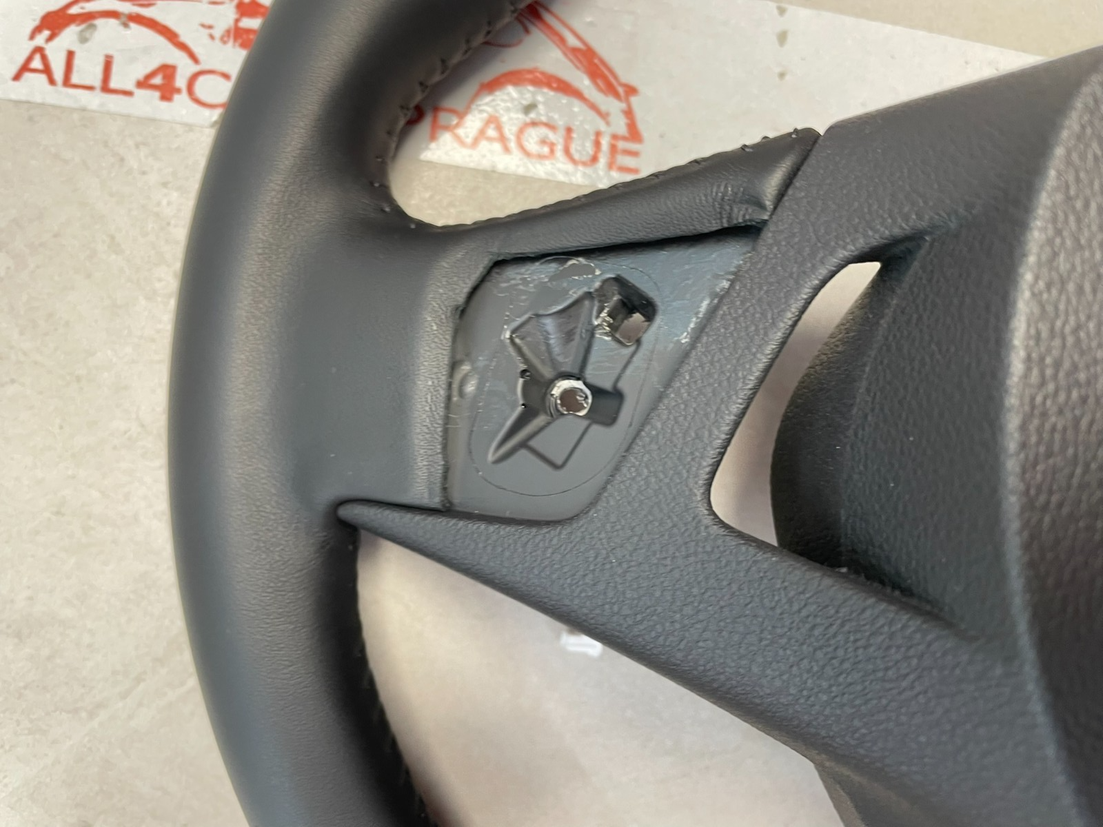 ŠKODA SUPERB KODIAQ LENKRAD LEDER BEHEIZT LEERER LENKRADRAHMEN 5E3419093DE ORIG - Obrázek 20