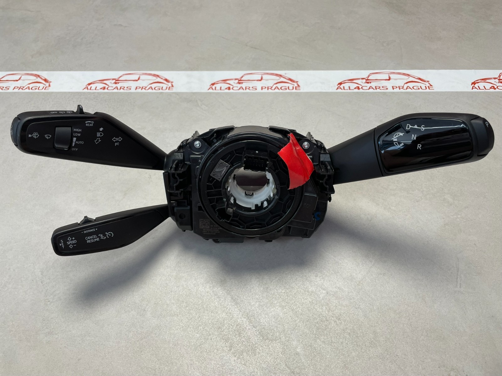 ŠKODA SUPERB ŠKODA KODIAQ LENKSTOCK KOMBINATIONS SCHALTER 1EE953507H TEST WAGEN