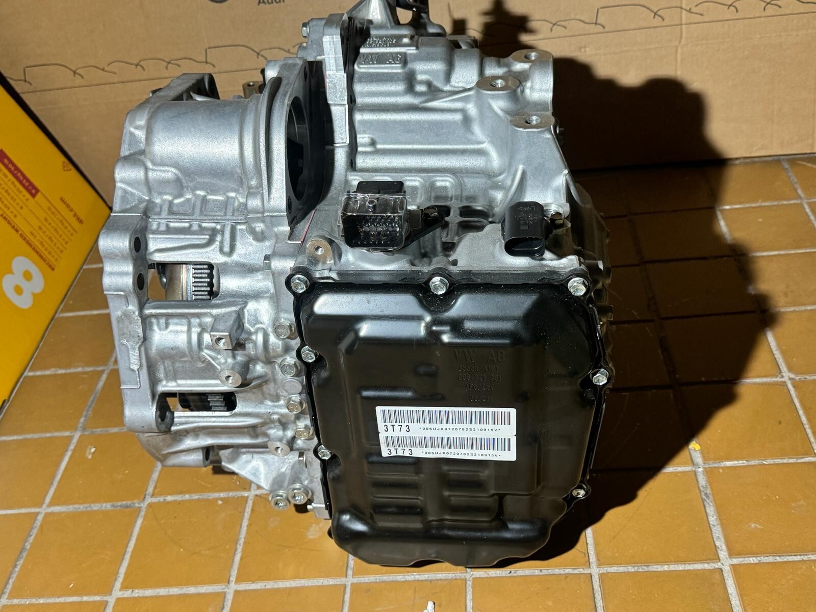 UJX AUDI VW SKODA SEAT 8 GANG AUTOMATIKGETRIEBE CODE:UJX COMPLETE 09S300035E NEW - Obrázek 19