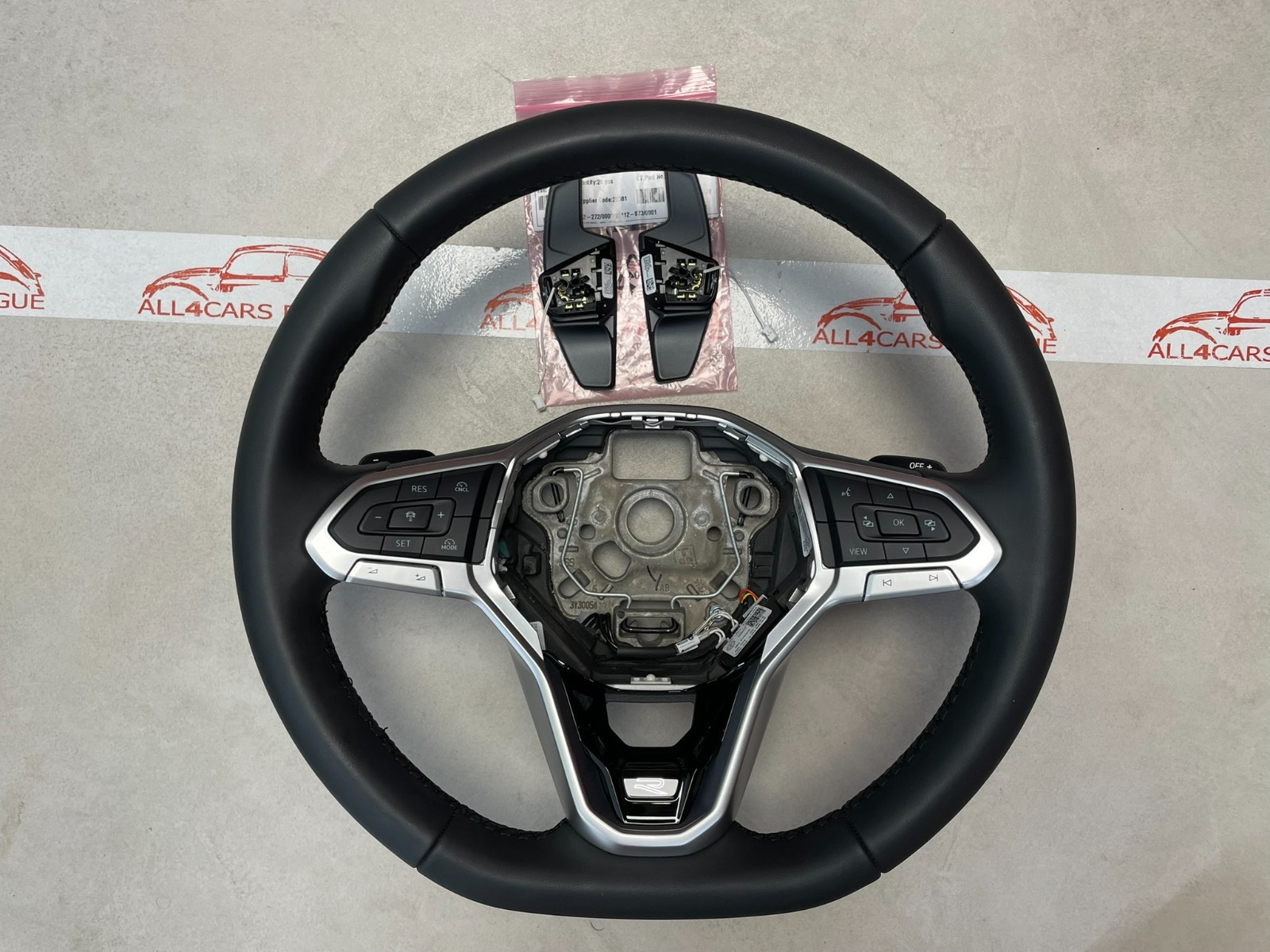 VW GOLF 8 MULTIFUNKTIONSLENKRAD LEDER MIT SCHALTWIPP 5H0419089KN