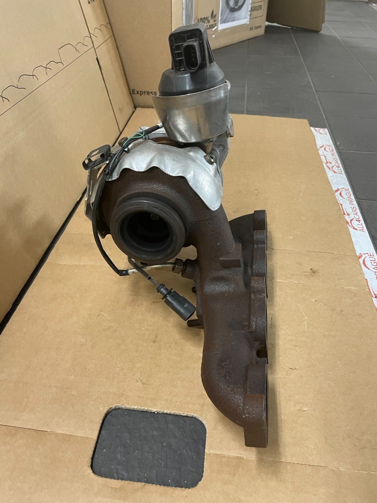 VW GOLF TIGUAN AUDI A3 TURBO 2.0 TDI 03L253019P = 03L253056G FAST NEU TEST CAR - Obrázek 14