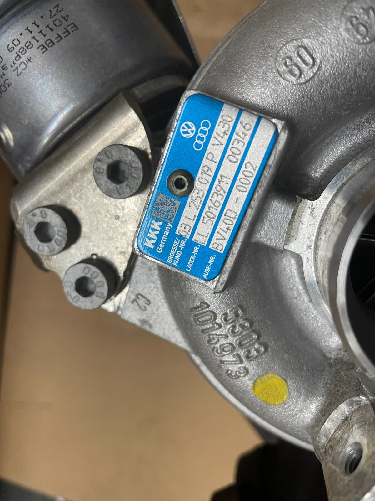 VW GOLF TIGUAN AUDI A3 TURBO 2.0 TDI 03L253019P = 03L253056G FAST NEU TEST CAR - Obrázek 15