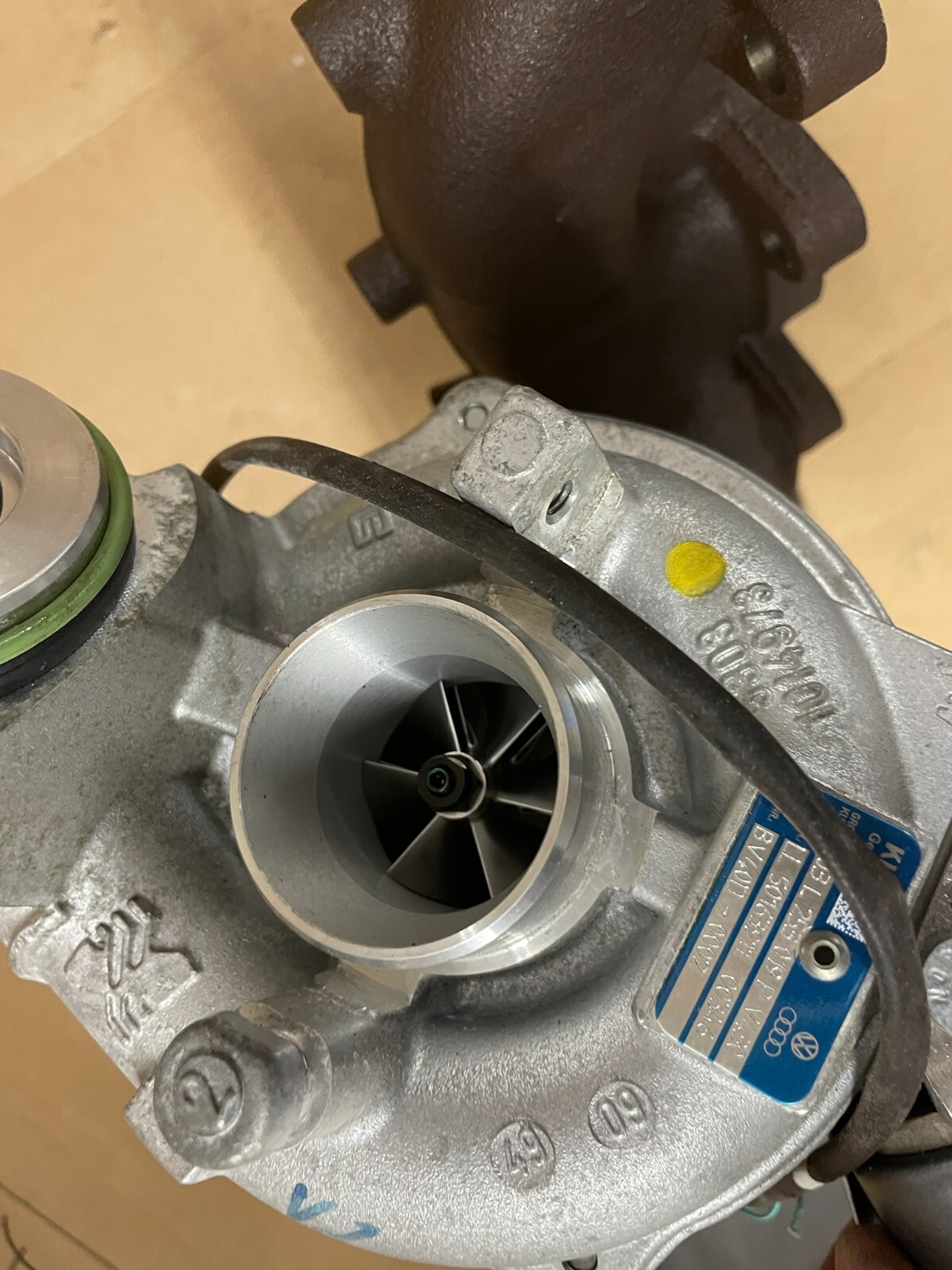 VW GOLF TIGUAN AUDI A3 TURBO 2.0 TDI 03L253019P = 03L253056G FAST NEU TEST CAR - Obrázek 4