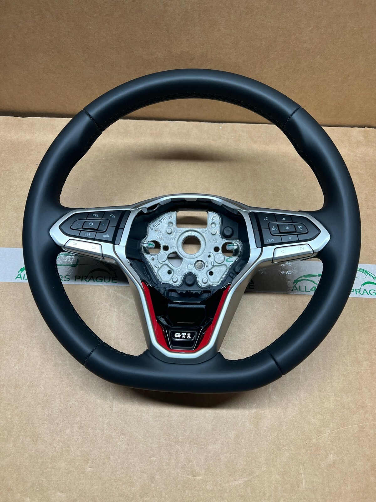 VW MULTIFUNKTION LEDER LENKRAD GTI LOGO 2GM419089AF NEU!!!! - Obrázek 3