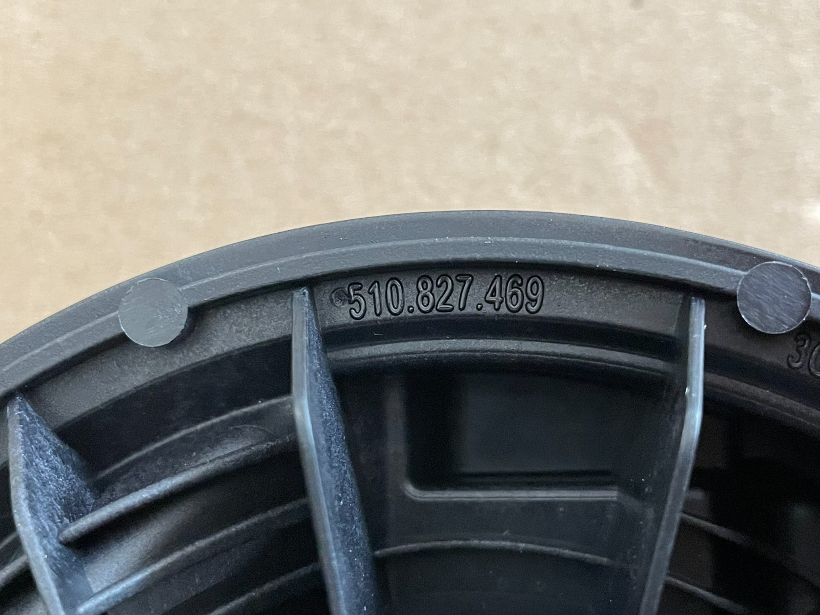 VW PASSAT ARTEON GOLF SPORTSVAN HECKKLAPPENÖFFNER LOGO 510827469 TEST CAR DEMONT - Obrázek 16