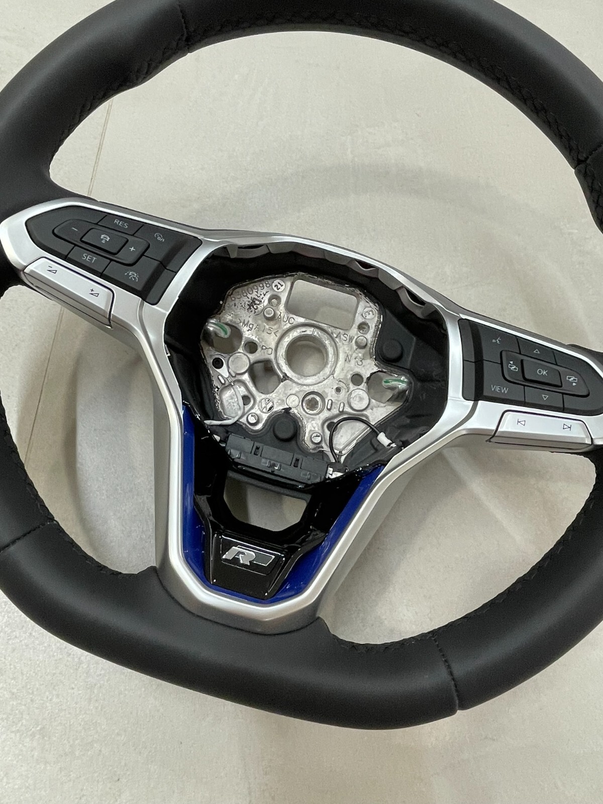 VW PASSAT ARTEON...SPORT LENKRAD LEDER R-LOGO 2G0419089E Fast Neu d v Test Wagen - Obrázek 12