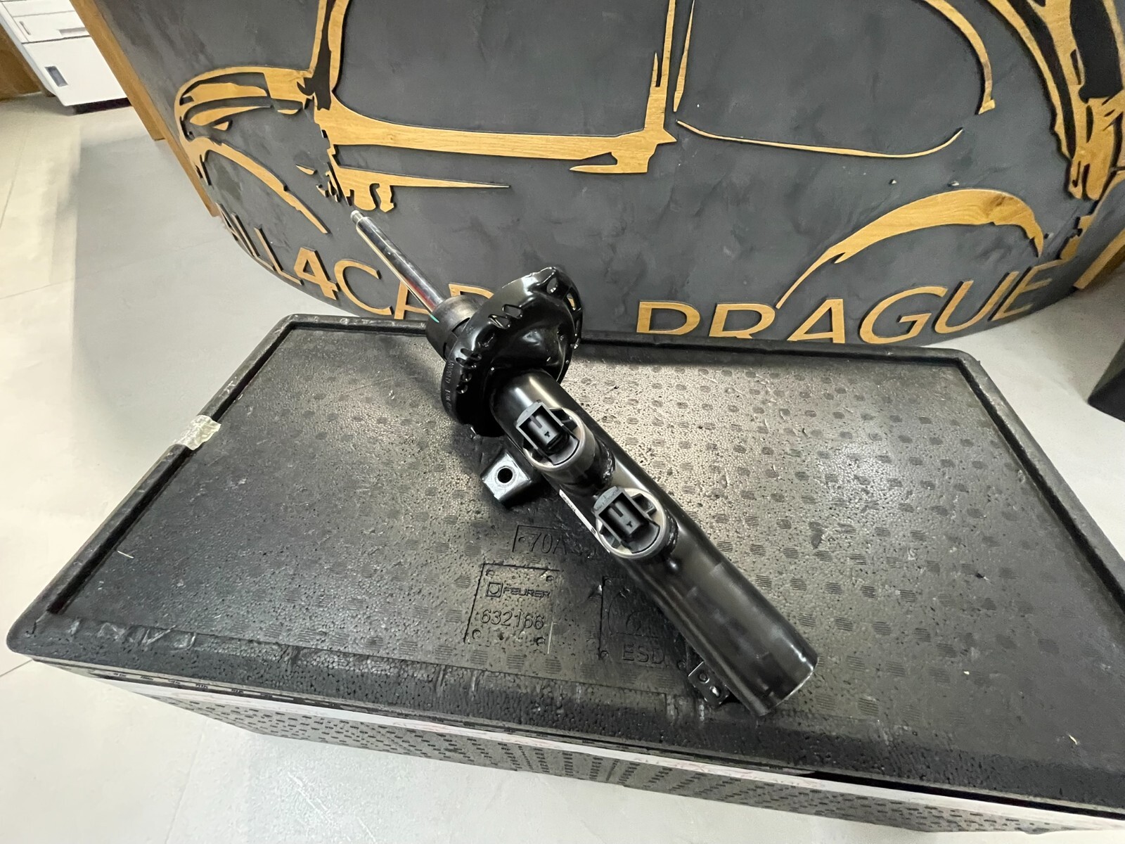 VW PASSAT , ŠKODA SUPERB EL. FRONT GAS SCHOCK DÄMPFER 3WA413023F ORIG. NEU TEIL - Obrázek 12